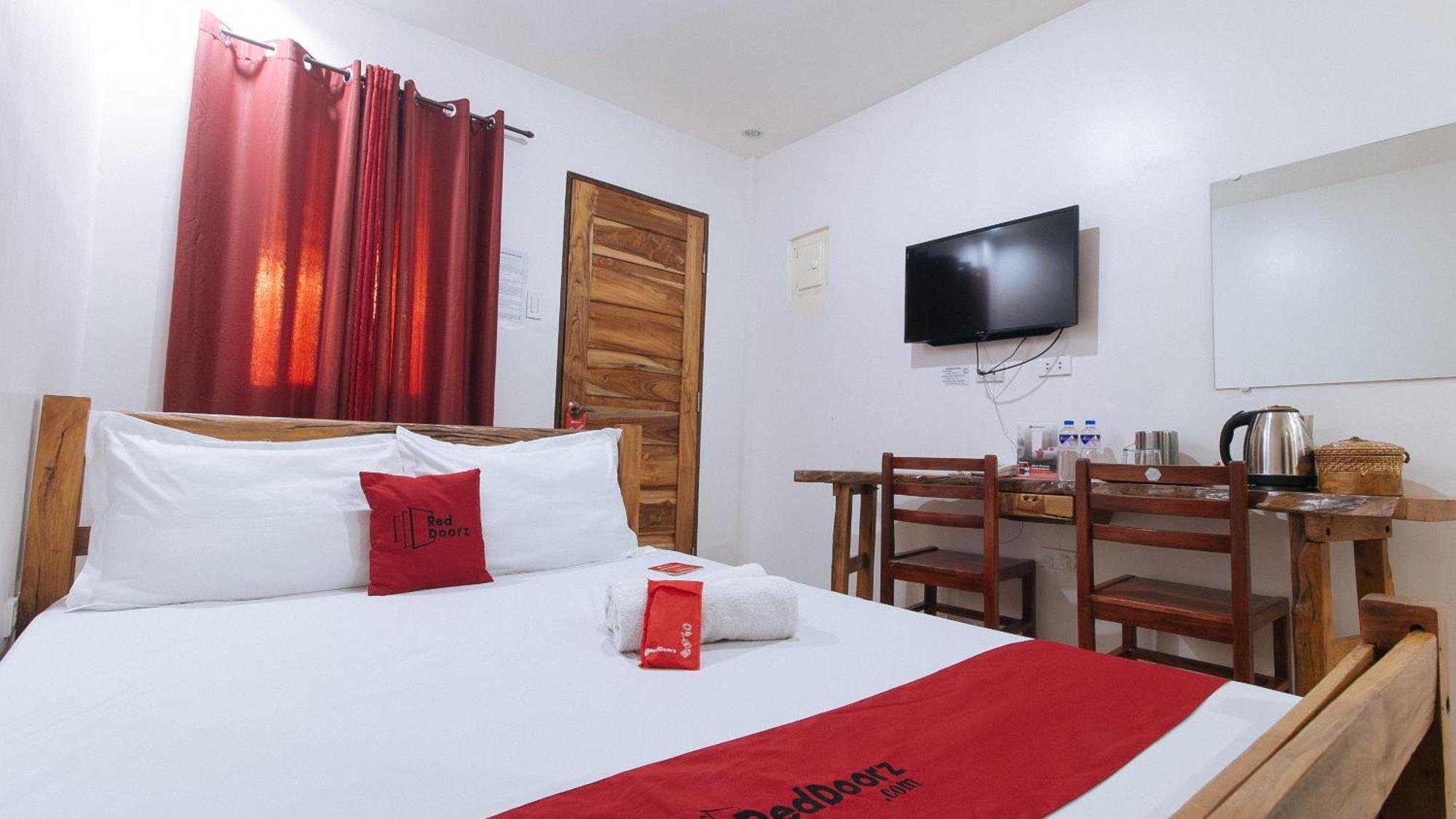 Reddoorz Plus @ Jollydays Hotel Nueva Ecija San Jose  Eksteriør billede