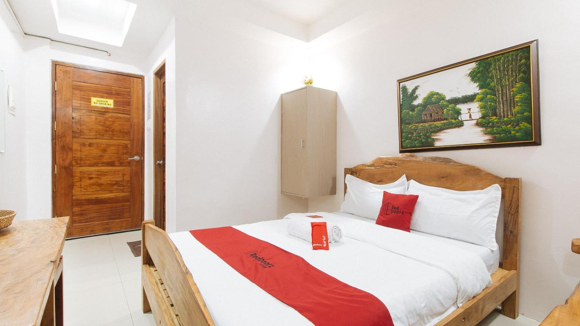 Reddoorz Plus @ Jollydays Hotel Nueva Ecija San Jose  Eksteriør billede