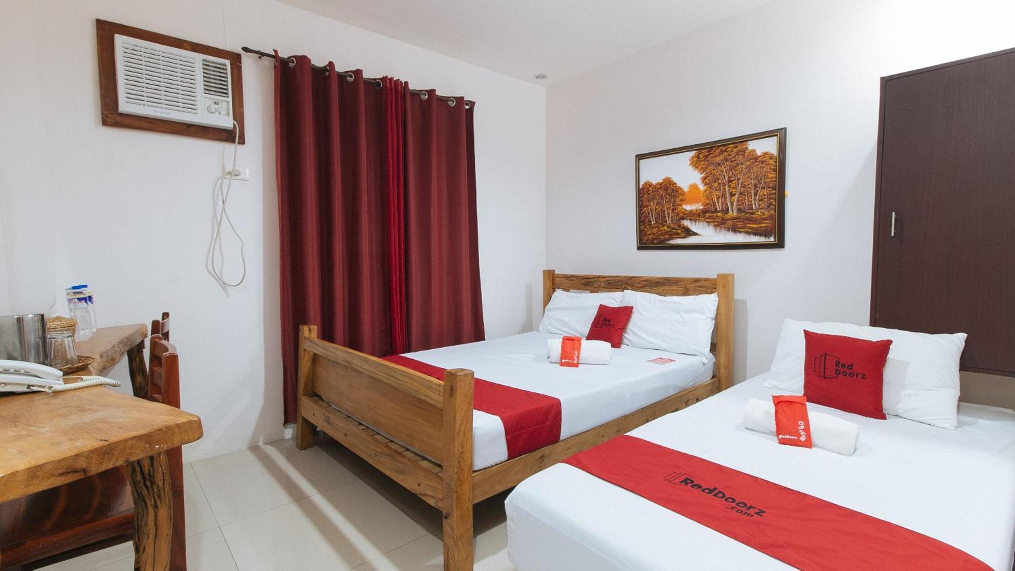 Reddoorz Plus @ Jollydays Hotel Nueva Ecija San Jose  Eksteriør billede